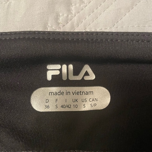 Fila Black Workout Top (M) leggings (S) - Picture 7 of 11
